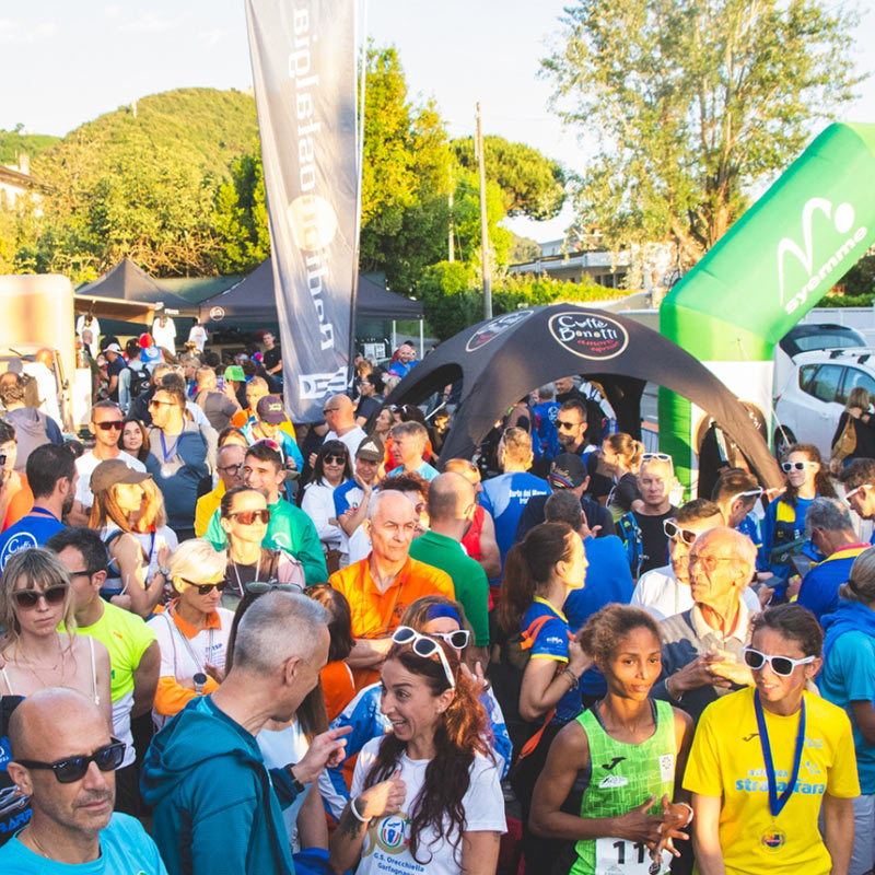 Camminata stra montignoso